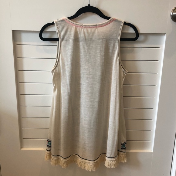 Patterned Boho-Chic Tank Top - Picture 6 of 7